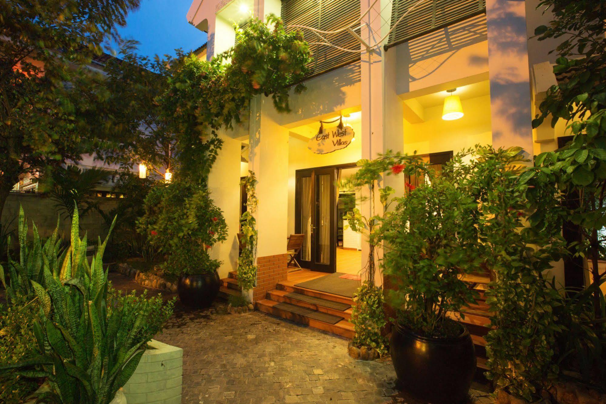 East West Villa Hoi An Exteriör bild